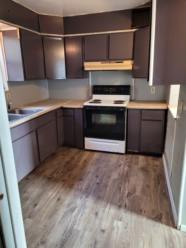 Cocina - 509 W Centre St