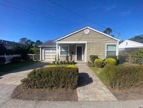 Building Photo - 232 Walcott Way