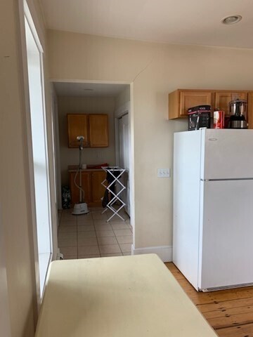 Foto del edificio - 557 E 6th St