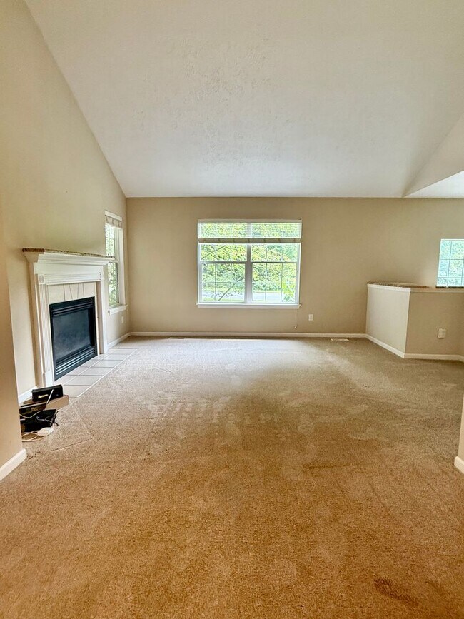 Foto del edificio - Three Bedroom Condo in Kalamazoo