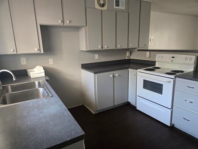 Foto del edificio - 512 1st St