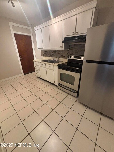 Foto del edificio - 2752 Herschel St