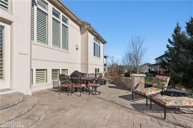 Foto del edificio - 4 br, 3.5 bath House - 1 Confidential