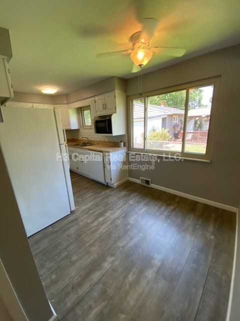 Foto del edificio - 2301 St Bernard Ave