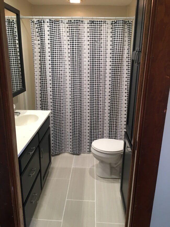 Building Photo - 316 Main Street