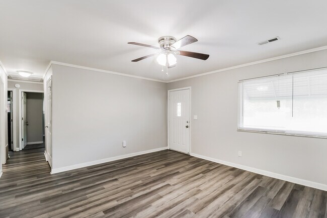 Foto del edificio - 9638 Helmsley Way