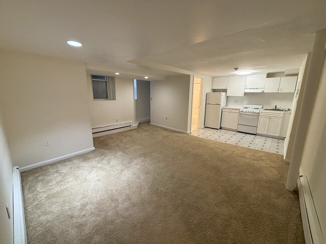 Building Photo - 1247 Beacon St