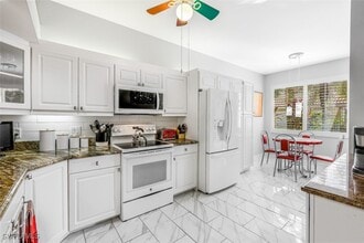 Building Photo - 2365 Bayou Ln