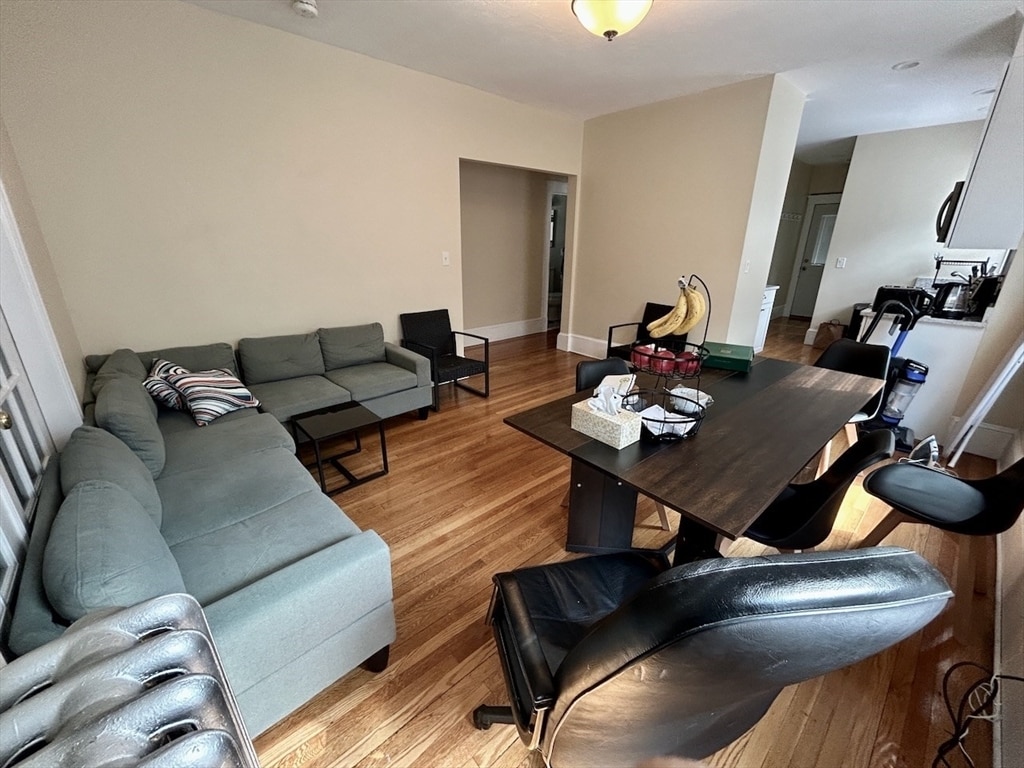 Primary Photo - 303 Tappan St