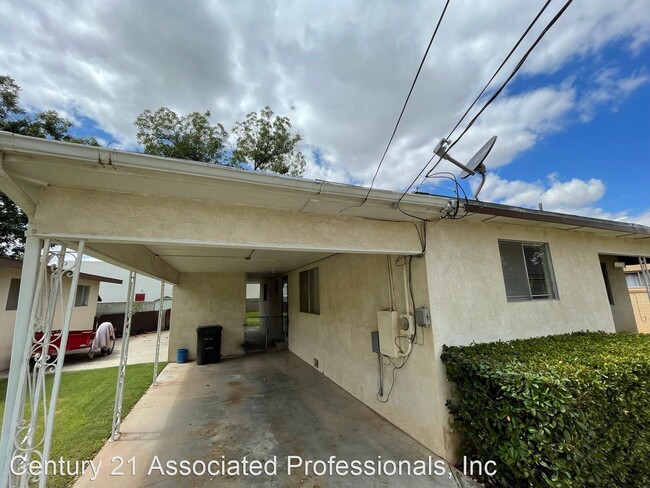 Building Photo - 3 br, 2 bath House - 1029 Spring St