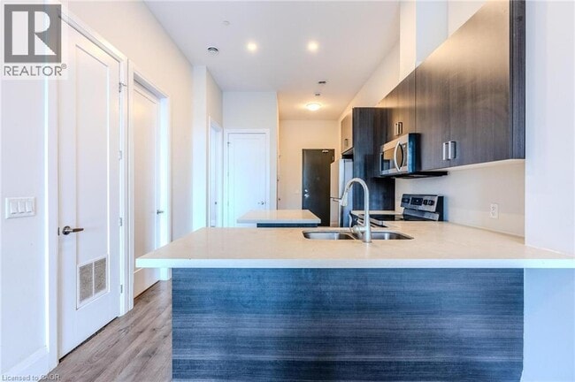 Building Photo - 85B MORRELL Street Unit# 209