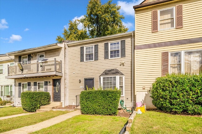 Building Photo - 310 Harry S Truman Dr