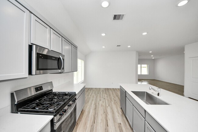 Building Photo - 5106 Marlin Reef Dr