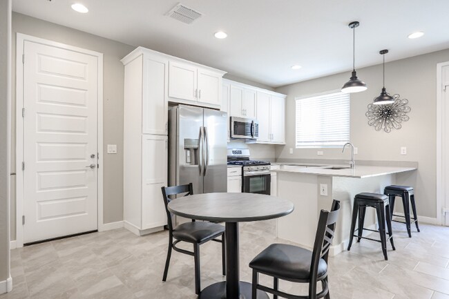 Foto del edificio - 15773 W Kendall St