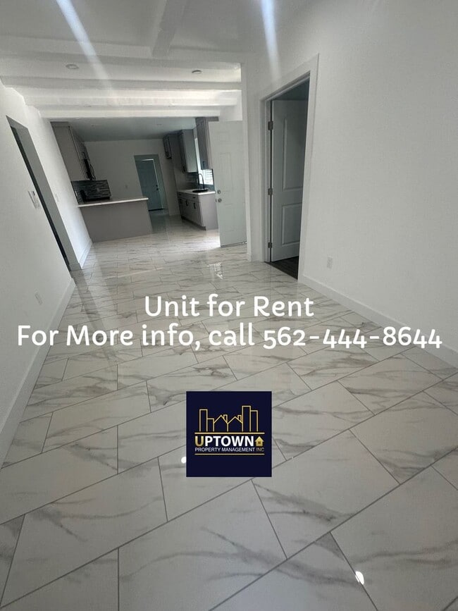 Foto del edificio - House - 3 Bedrooms / 2 Baths - Downey