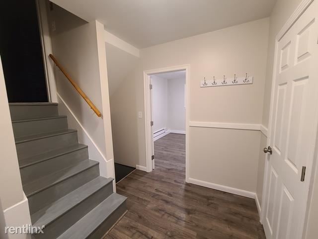 Foto del edificio - 3 br, 1 bath House - 17 Mayflower Dr