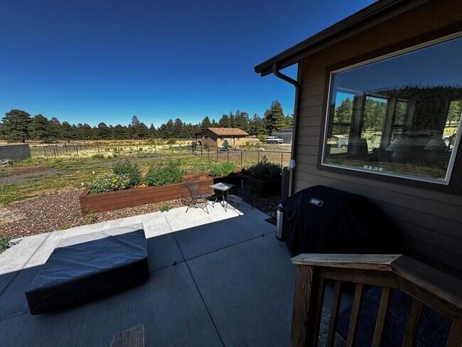 Foto del edificio - 6526 Johnson Ranch Rd
