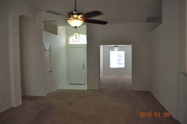 Foto del edificio - Greenfield  Warner