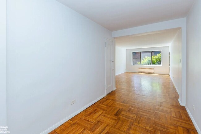 Building Photo - Cozy  1 Bedroom 1 Bathroom