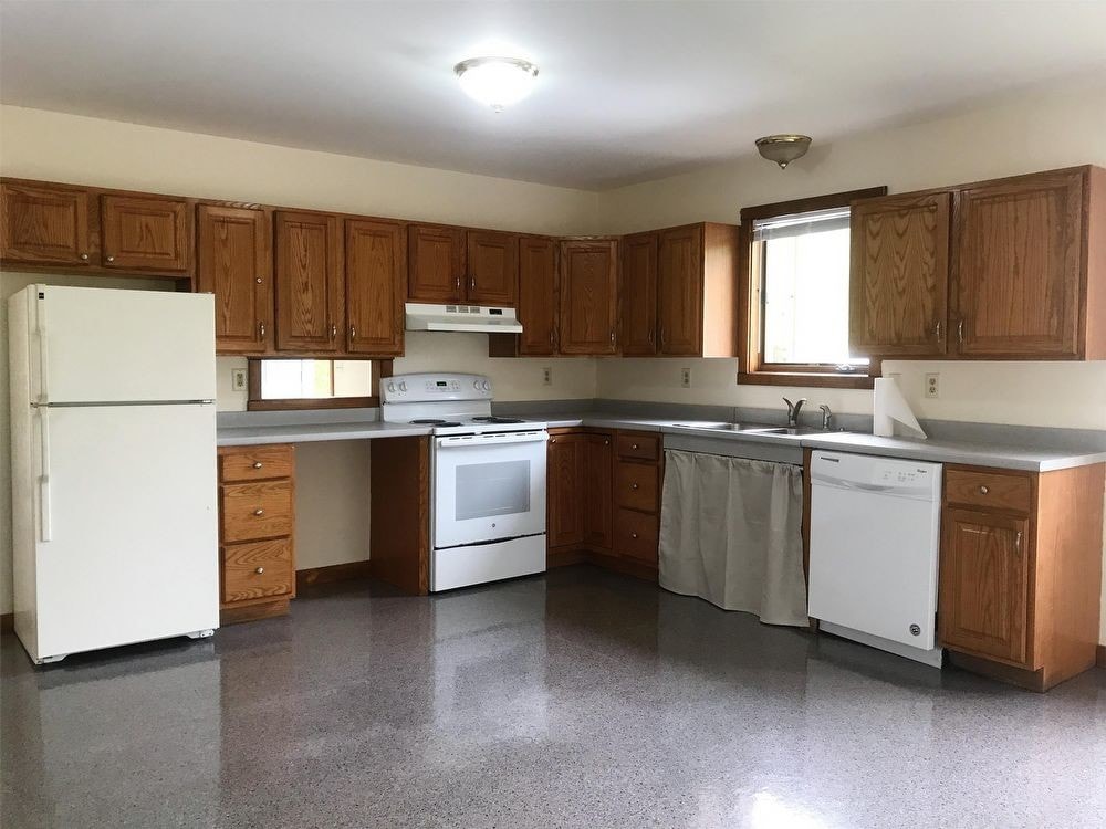 21 Catherine Dr, Belchertown, MA 01007 House Rental in Belchertown