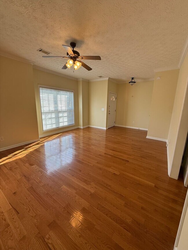 Foto del edificio - 1257 N Dean Rd