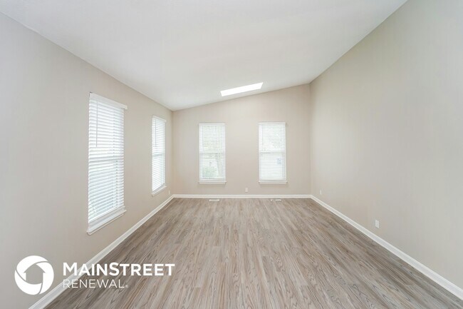 Foto del edificio - 10603 Turf Ct