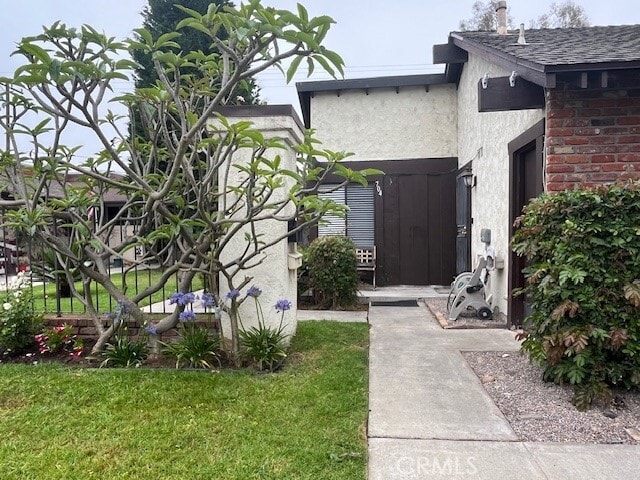 Primary Photo - 704 E Fairway Dr