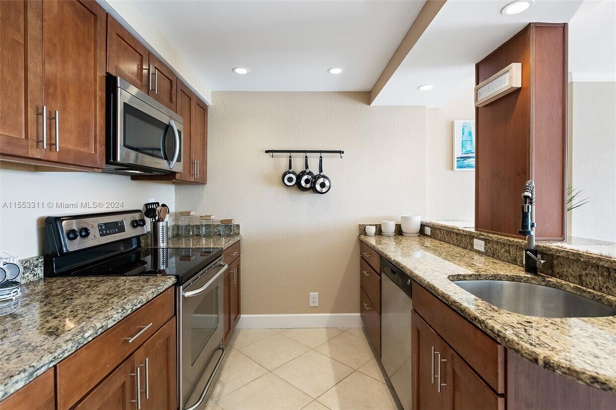 Foto principal - 2900 NE 30th Street 7G, Fort Lauderdale, F...