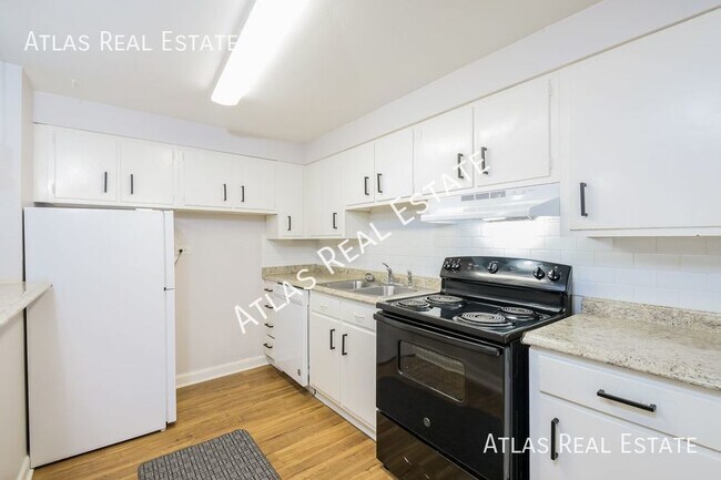 Foto del edificio - 4993 King St