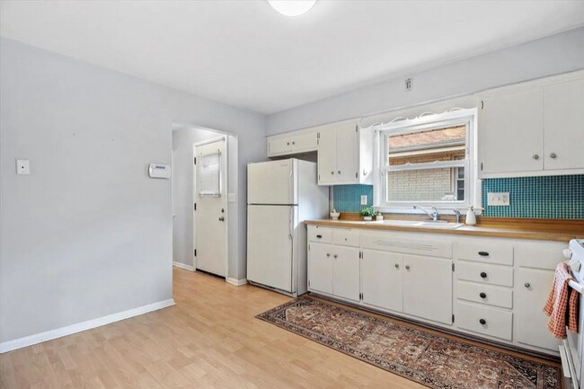 Foto del edificio - 4118 N 83rd St