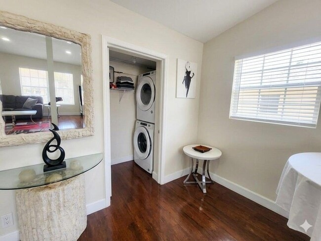 Foto del edificio - 3440 SW 20th St
