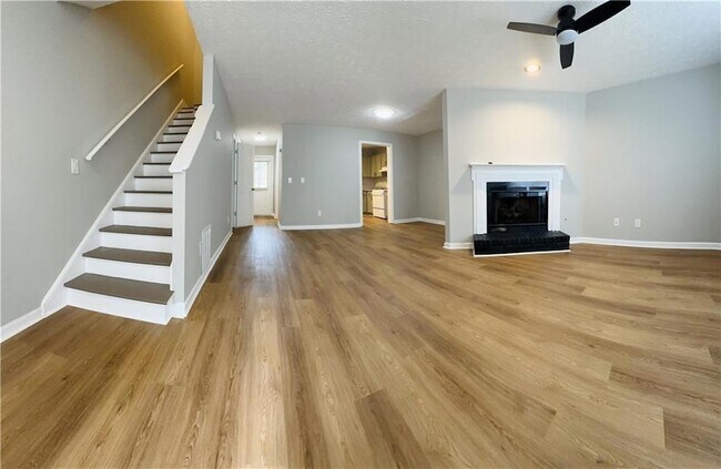 Foto del edificio - 1016 Kennesborough Rd NW