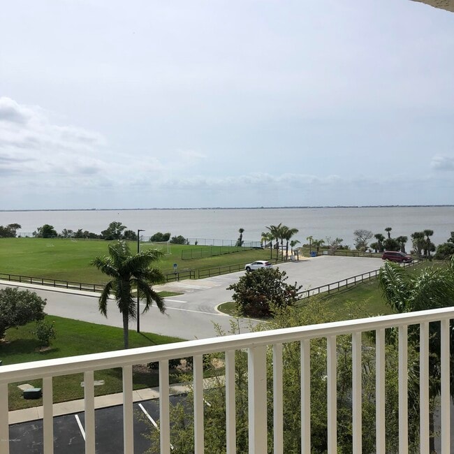 Building Photo - 8935 Puerto Del Rio Dr