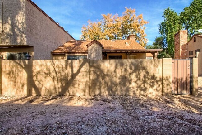 Foto del edificio - 8111 W Wacker Rd