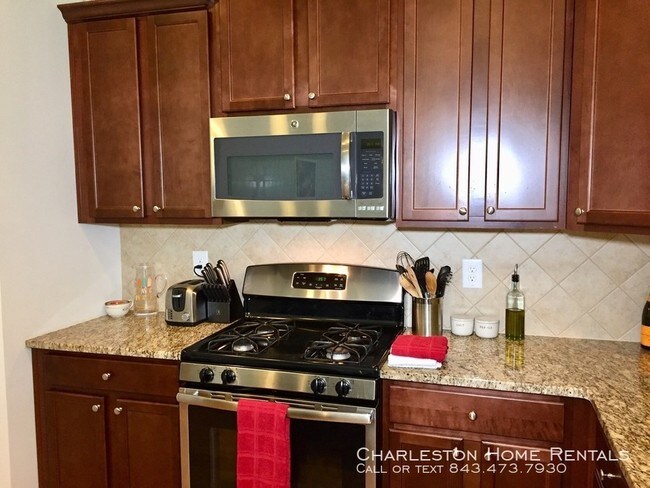Building Photo - 9761 Black Willow Ln