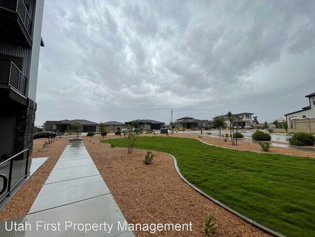Foto del edificio - 2 br, 2 bath House - 5801 S Garnet Dr #7-202
