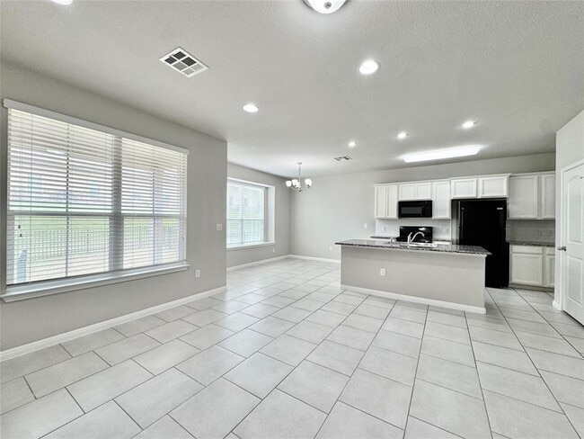 Building Photo - 113 Homily Dr