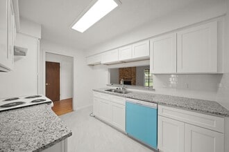 Building Photo - 2531 Anzalone Dr