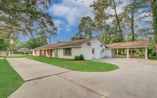 Building Photo - 607 Jeb Stuart Ln