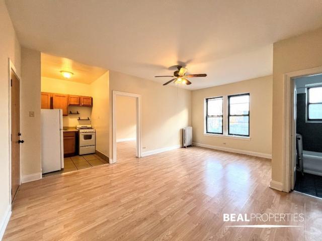 Building Photo - 1 bedroom in CHICAGO IL 60625