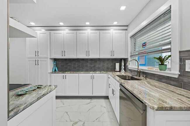 Foto del edificio - 6061 2nd St E