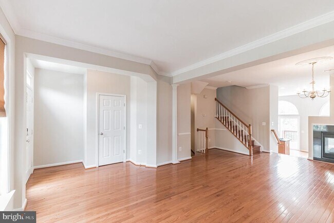 Foto del edificio - 2440 Battery Hill Cir