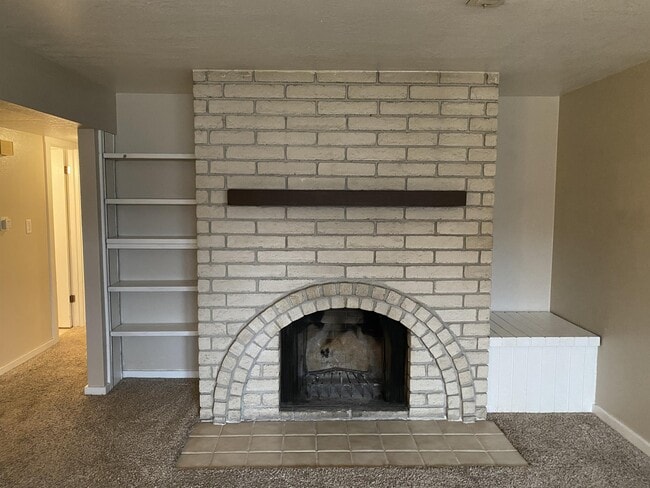 Building Photo - 3061 Reed Ave