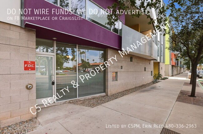 Foto del edificio - 1111 W University Dr