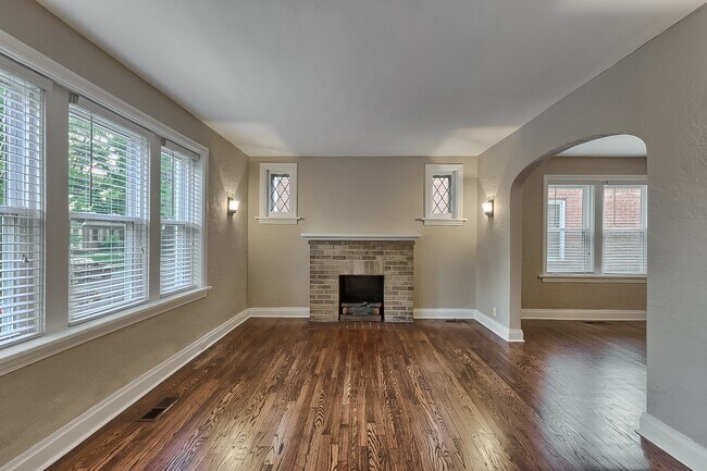 Foto del edificio - Pink Pony Club