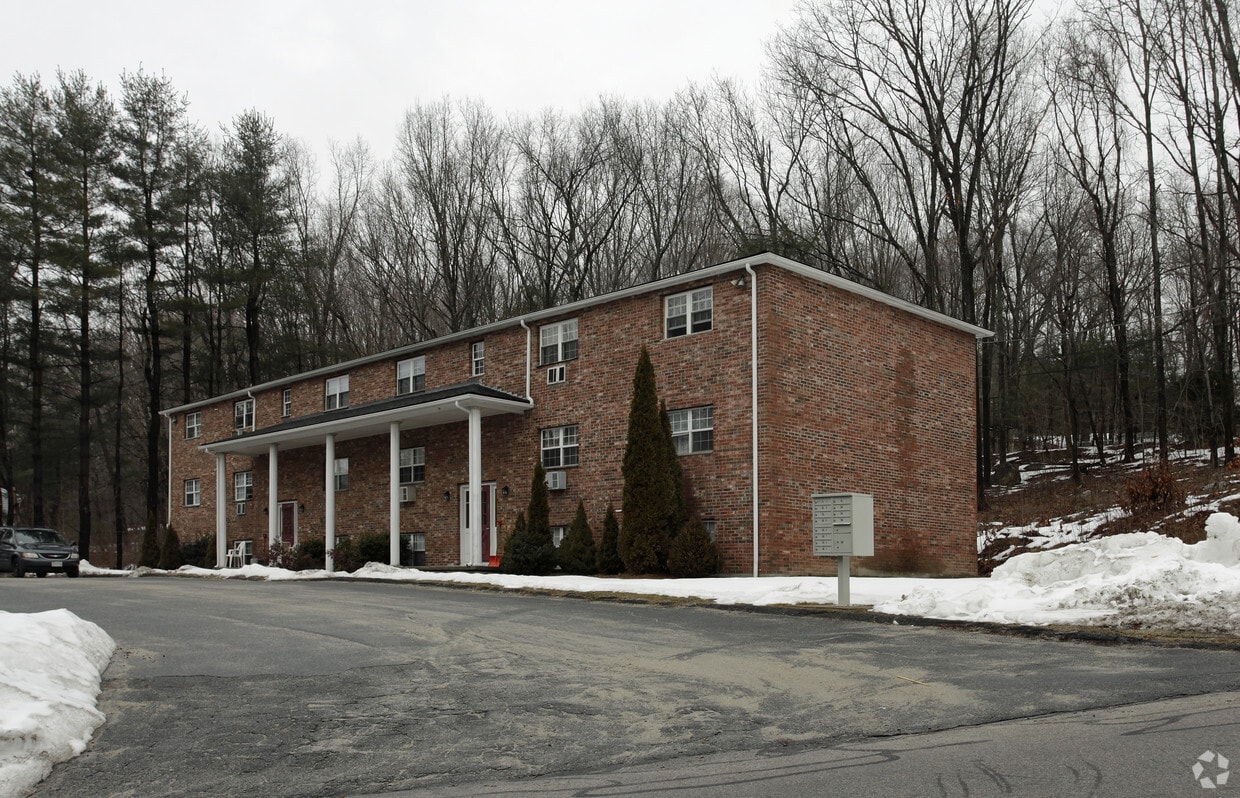 97101 Upton St, Grafton, MA 01519 Apartments in Grafton, MA