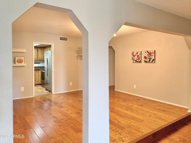 Foto del edificio - 852 W Nopal Ave