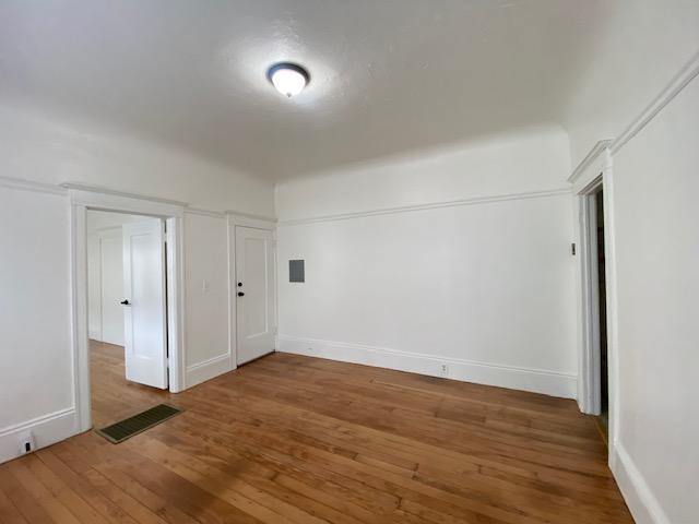 Building Photo - 722 54th St