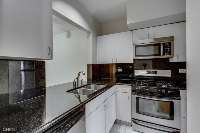 Cocina - 711 S Ashland Ave