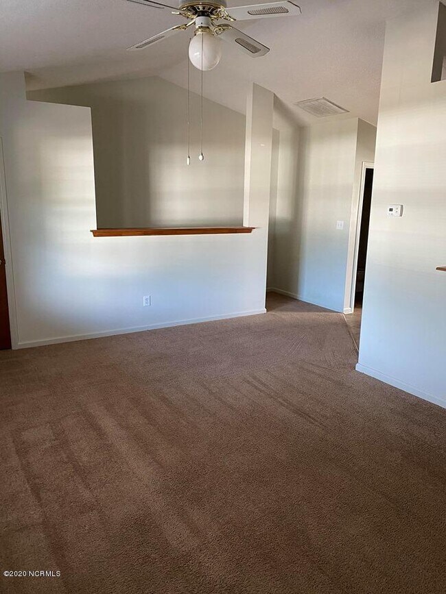 1209 E Fire Tower Rd Unit J, Greenville, NC 27858 Apartment for Rent